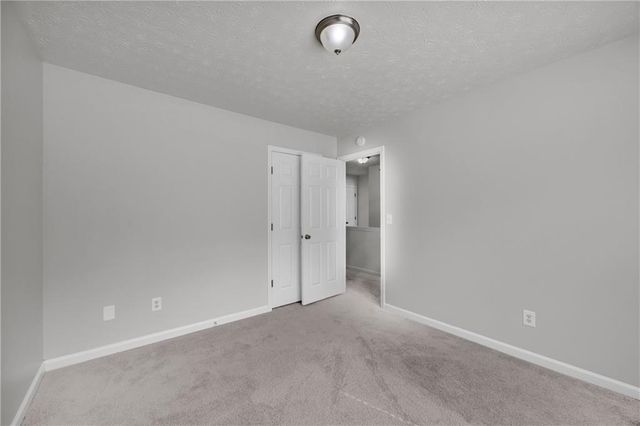 1450 Timber Walk Drive, Loganville, GA 30052