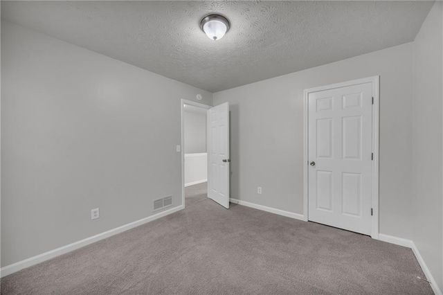 1450 Timber Walk Drive, Loganville, GA 30052