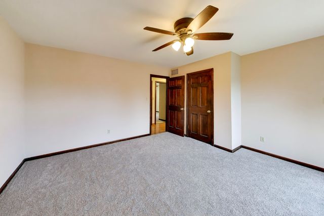 1138 Fran Lin Pkwy, Munster, IN 46321