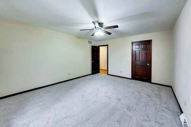 1138 Fran Lin Pkwy, Munster, IN 46321