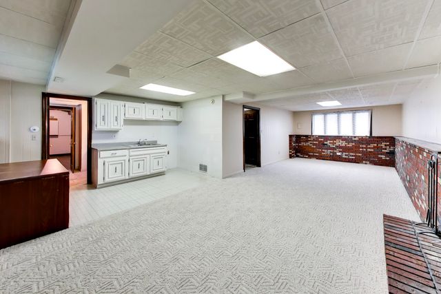 1138 Fran Lin Pkwy, Munster, IN 46321