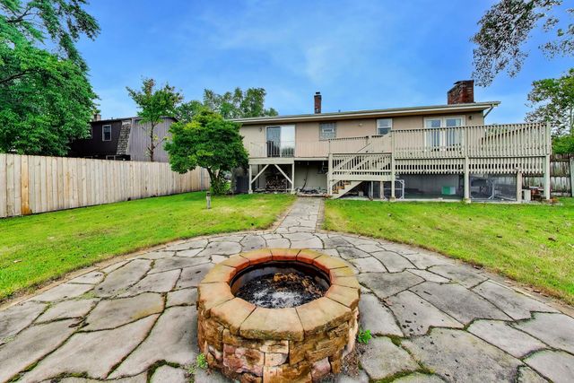 1138 Fran Lin Pkwy, Munster, IN 46321
