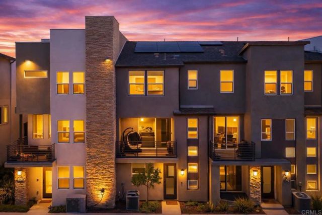 10416 Adamson, San Diego, CA 92126