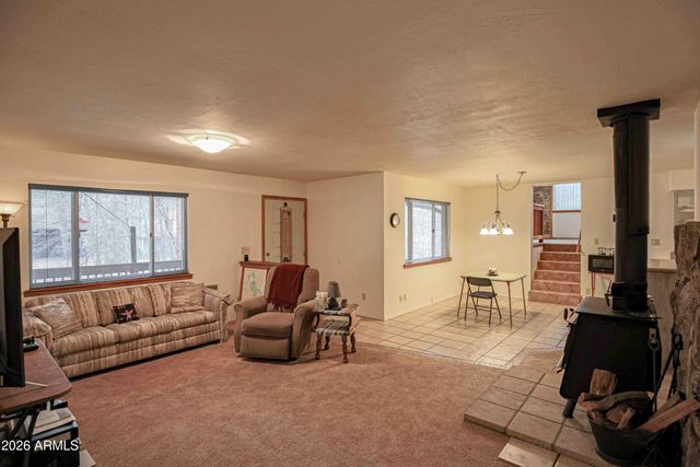 1390 E LOBO Lane, Munds Park, AZ 86017