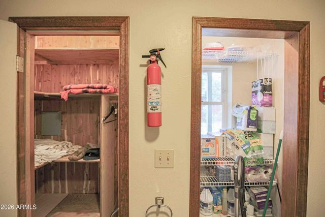 1390 E LOBO Lane, Munds Park, AZ 86017