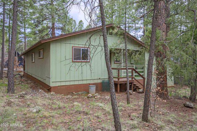 1390 E LOBO Lane, Munds Park, AZ 86017