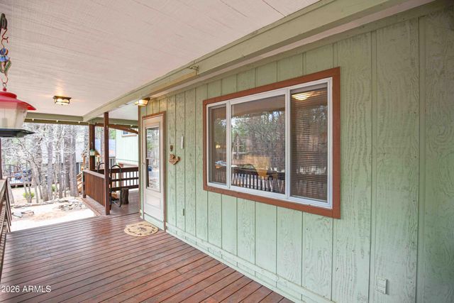 1390 E LOBO Lane, Munds Park, AZ 86017