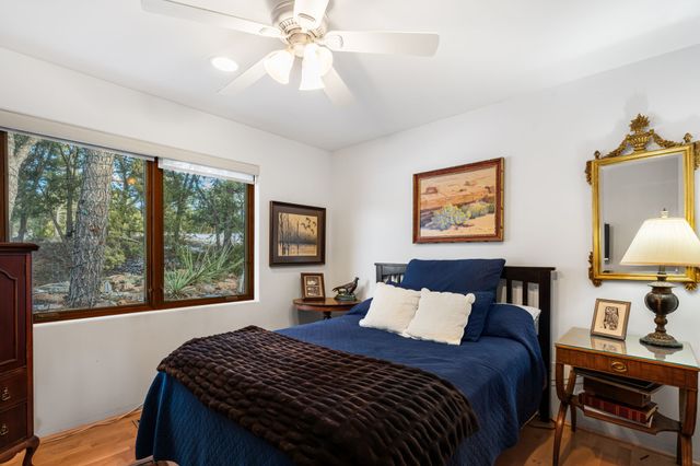 7 Cibola Circle, Santa Fe, NM 87505