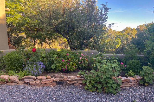 7 Cibola Circle, Santa Fe, NM 87505