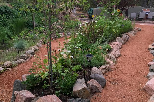 7 Cibola Circle, Santa Fe, NM 87505