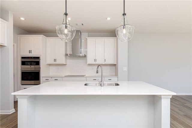 2056 Jordan Knoll Lane, Lawrenceville, GA 30043