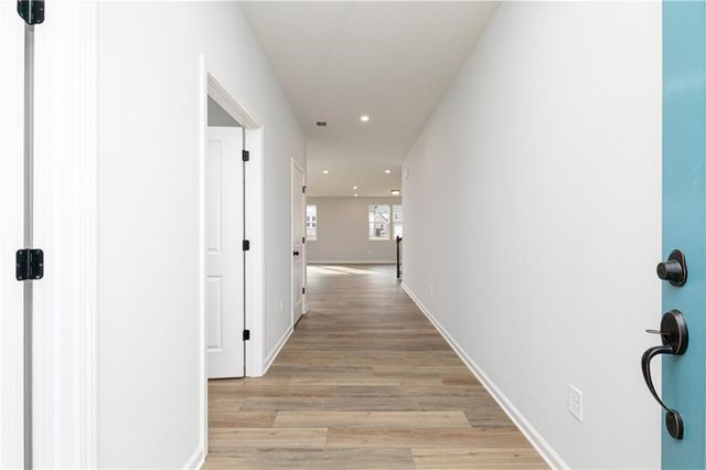 2056 Jordan Knoll Lane, Lawrenceville, GA 30043