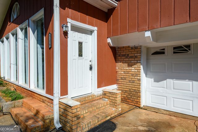 5158 Rock Eagle Drive, Stone Mountain, GA 30083