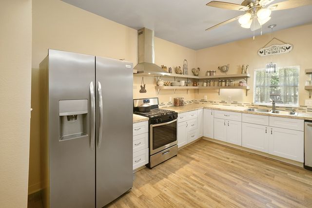 207 N Oneil Street, Alvord, TX 76225