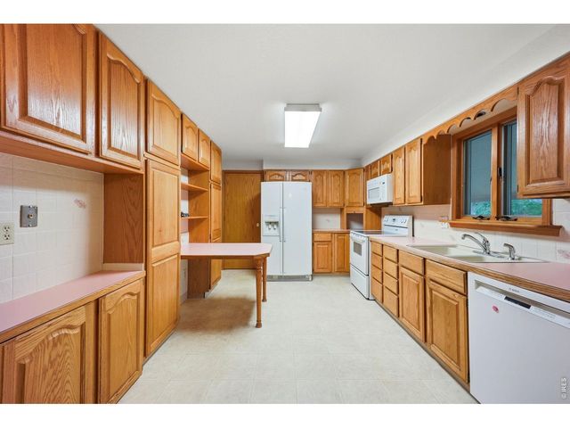 1917 Estrella Ave, Loveland, CO 80538