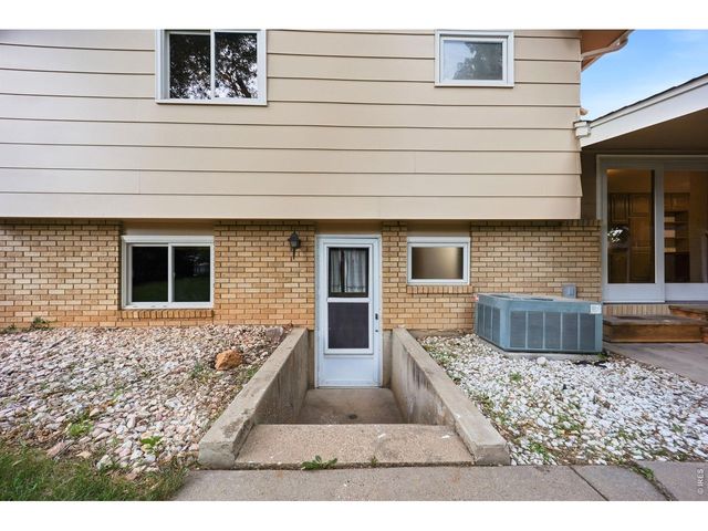 1917 Estrella Ave, Loveland, CO 80538