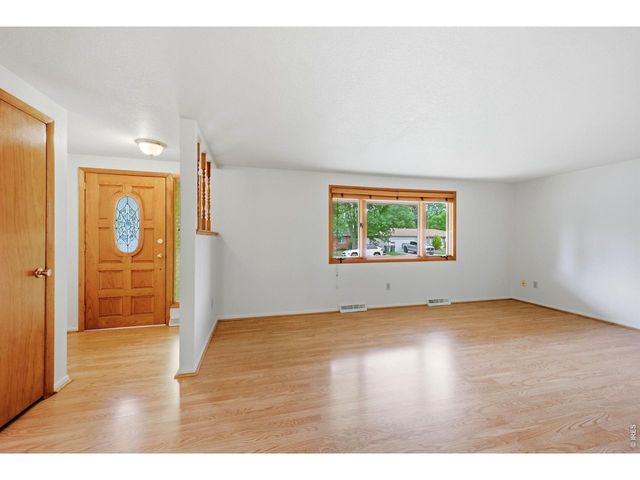 1917 Estrella Ave, Loveland, CO 80538
