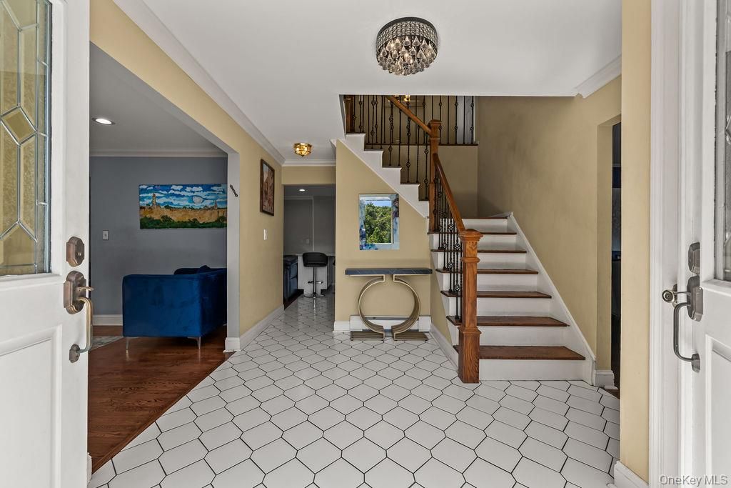 15 Parkside Court, Pomona, NY 10970 — photo 5
