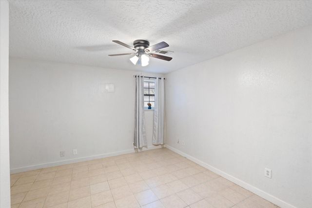 2910 San Augustine Avenue, Pasadena, TX 77503