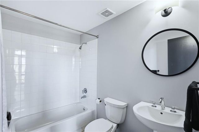 3235 Roswell NE Road 705, Atlanta, GA 30305