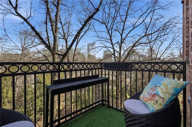 3235 Roswell NE Road 705, Atlanta, GA 30305