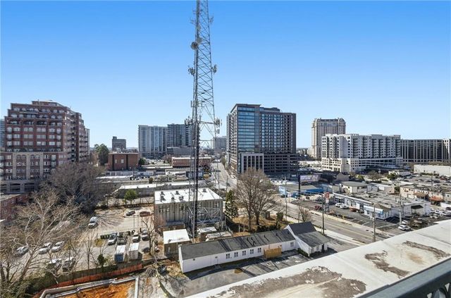 3235 Roswell NE Road 705, Atlanta, GA 30305