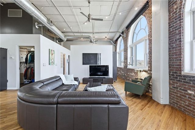 3235 Roswell NE Road 705, Atlanta, GA 30305