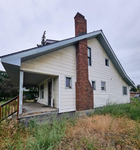 1221 E Indiana Ave, Spokane, WA 99207
