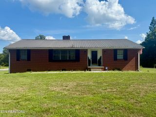8000 N Ruggles Ferry Pike, Knoxville, TN 37924