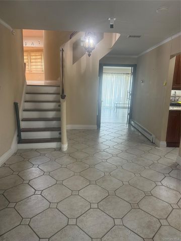 528 Halevy Drive, Cedarhurst, NY 11516