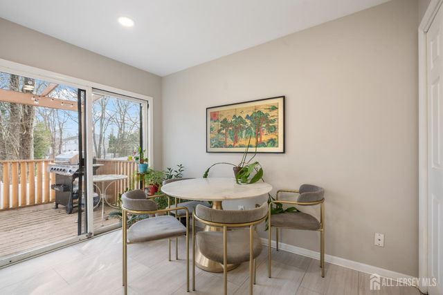 609 Old Stage Road, Spotswood, NJ 08884