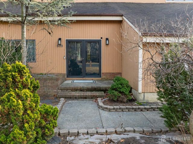 609 Old Stage Road, Spotswood, NJ 08884