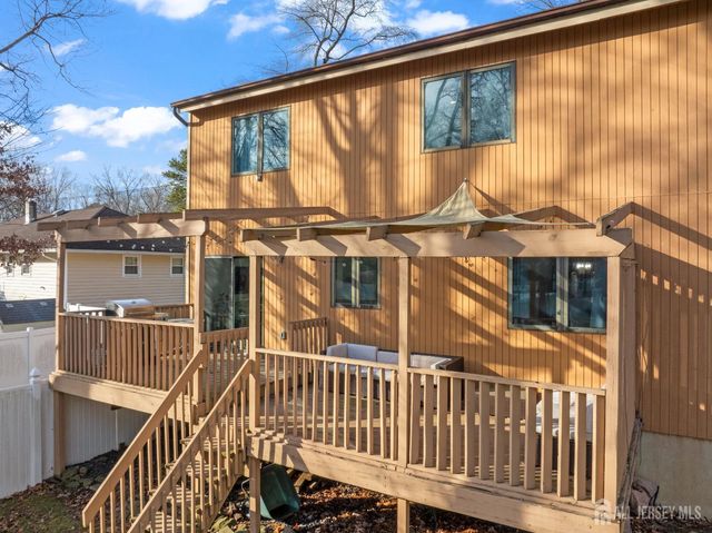 609 Old Stage Road, Spotswood, NJ 08884