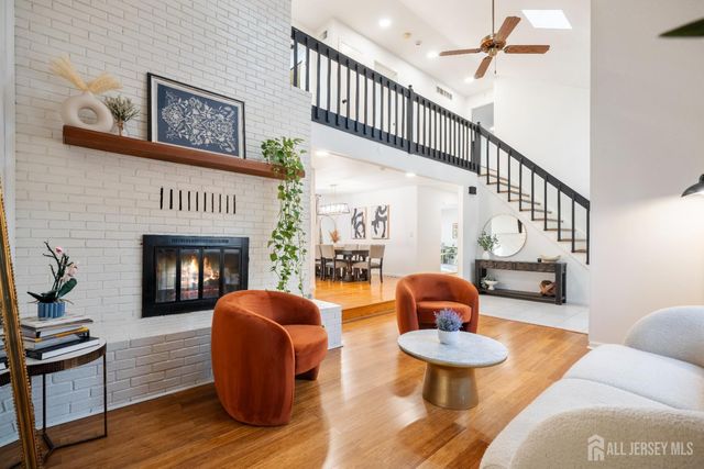 609 Old Stage Road, Spotswood, NJ 08884