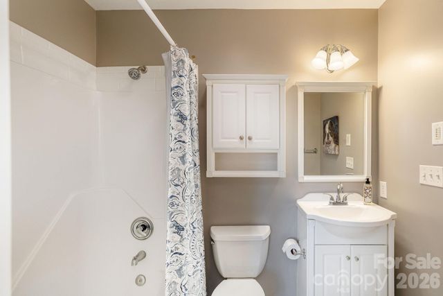 321 Britton Creek Drive, Hendersonville, NC 28791