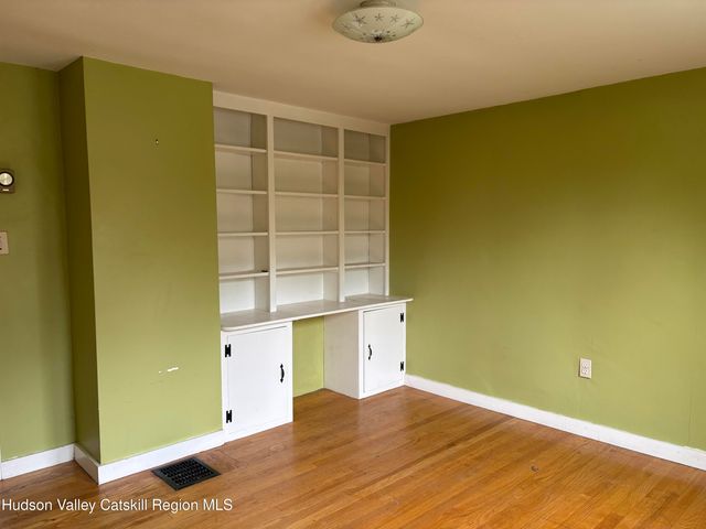 28 North Manheim Boulevard, New Paltz, NY 12561