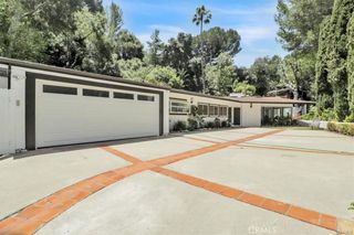 9466 Hidden Valley Place, Beverly Hills, CA 90210