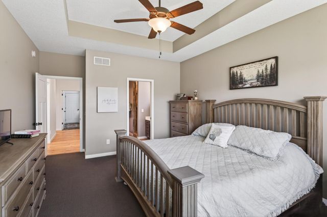 14302 Shore Crest Drive NW, Prior Lake, MN 55372