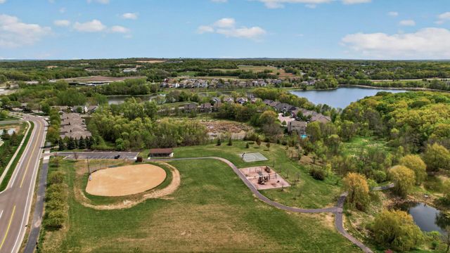 14302 Shore Crest Drive NW, Prior Lake, MN 55372