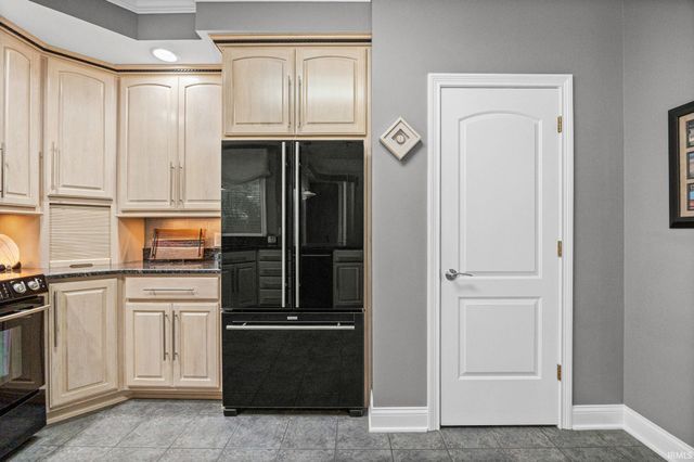 623 Bur Oak W Court, Lafayette, IN 47909