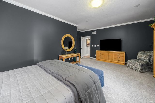 623 Bur Oak W Court, Lafayette, IN 47909