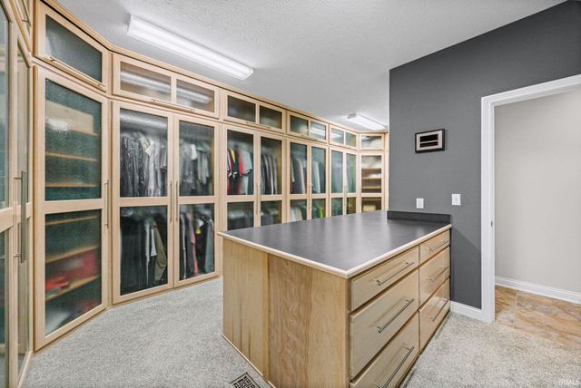 623 Bur Oak W Court, Lafayette, IN 47909