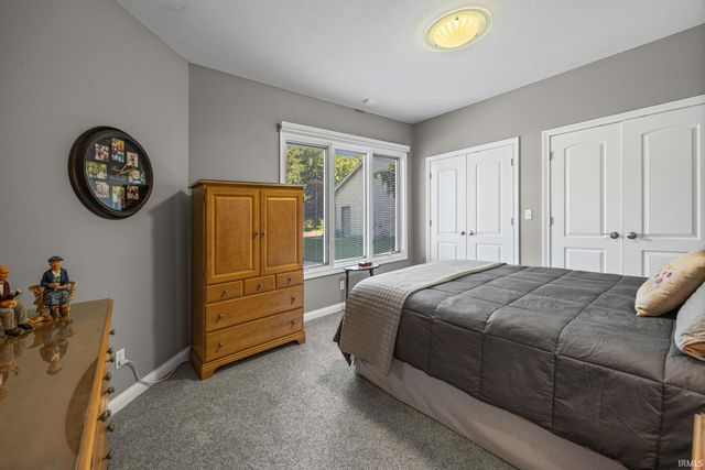 623 Bur Oak W Court, Lafayette, IN 47909