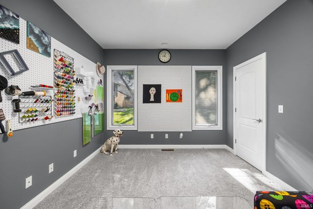 623 Bur Oak W Court, Lafayette, IN 47909