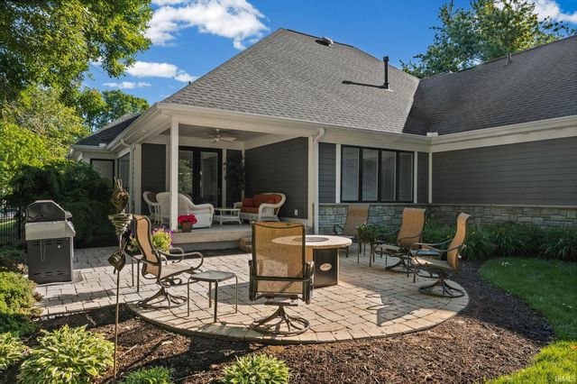 623 Bur Oak W Court, Lafayette, IN 47909