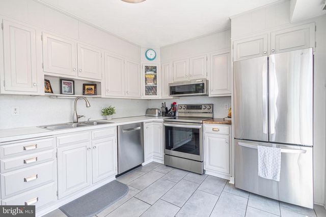 248 N 3RD ST, Perkasie, PA 18944