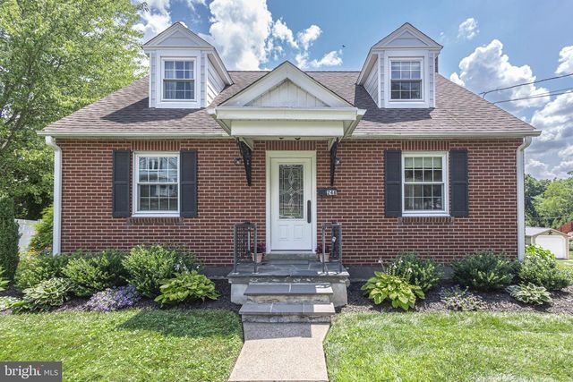 248 N 3RD ST, Perkasie, PA 18944