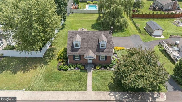248 N 3RD ST, Perkasie, PA 18944