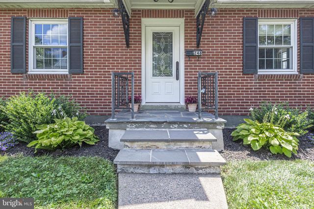 248 N 3RD ST, Perkasie, PA 18944