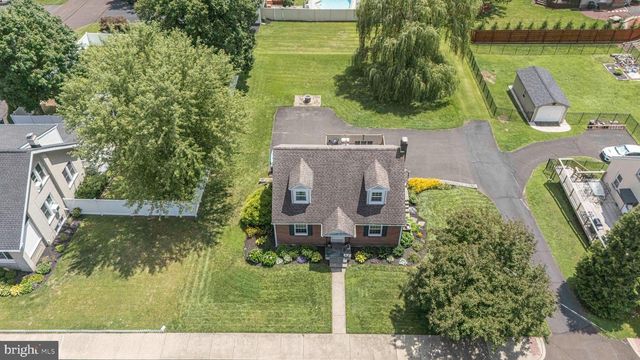 248 N 3RD ST, Perkasie, PA 18944